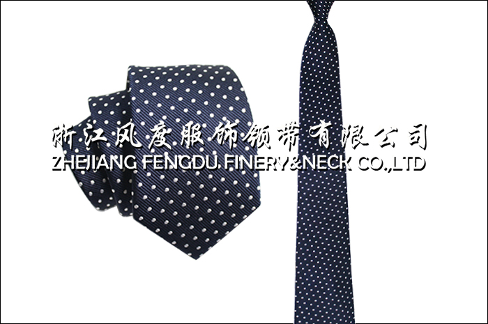 12655133_2019款秋冬款色織真絲領帶145×7×3.8編號FDMS2817.jpeg
